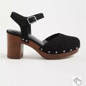 Torrid Studded Clog Sueded Black Chunky Brown Heel Mules Womens Size 10.5 WW